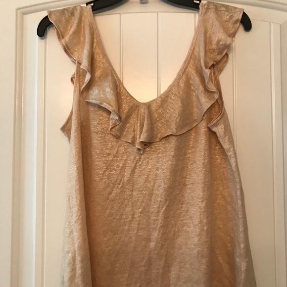 Lilly Pulitzer  light tan with gold shimmer top size m top - Picture 1 of 2